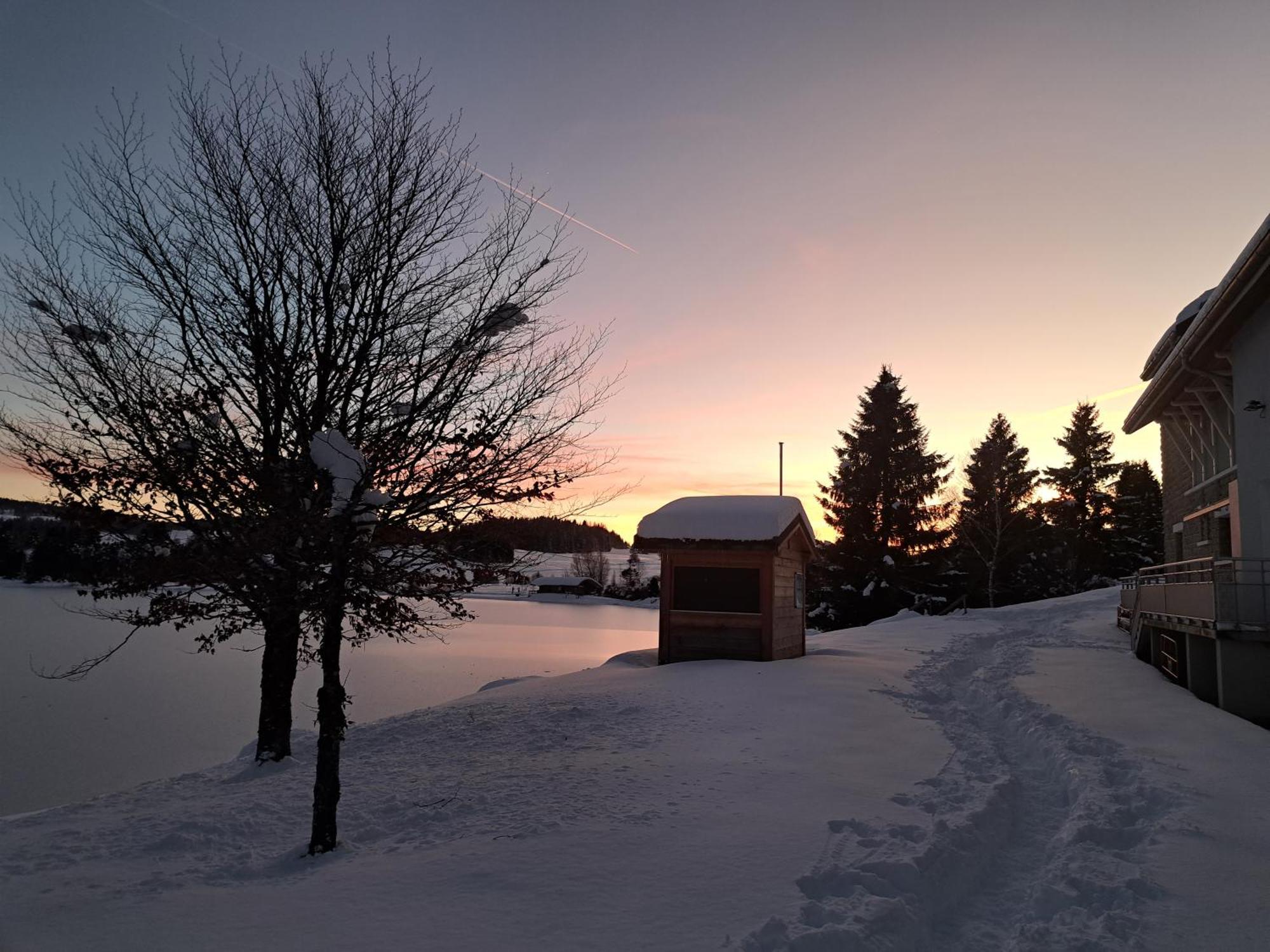 Au Coeur Du Lapidaire Septmoncel-Les-Molunes Esterno foto
